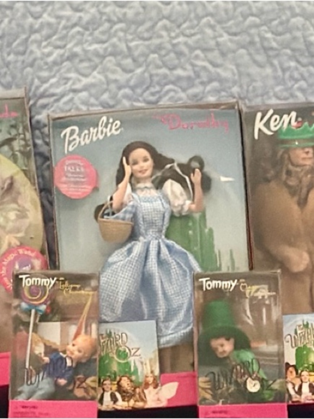 Complete set of Wizard of OZ Barbies! Set includes-3 munchkins 5 full-size